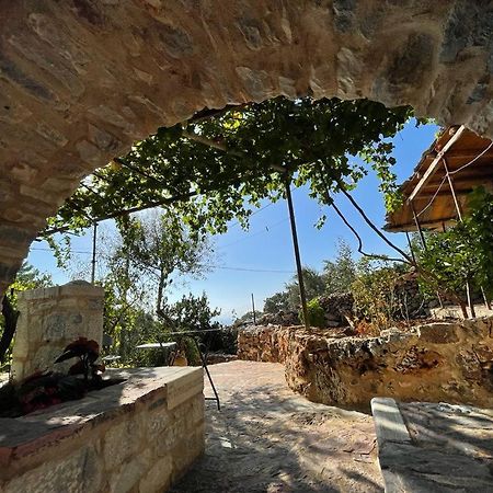 Find Your Peace In A Traditional Country House!! Lagia Екстер'єр фото