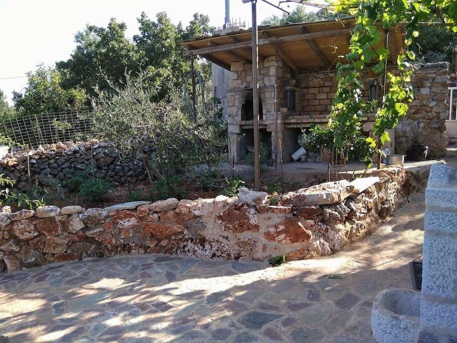 Find Your Peace In A Traditional Country House!! Lagia Екстер'єр фото