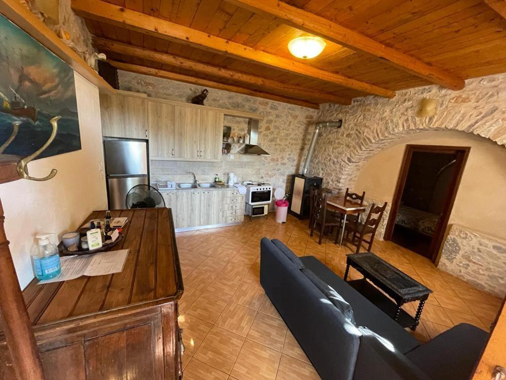 Find Your Peace In A Traditional Country House!! Lagia Екстер'єр фото