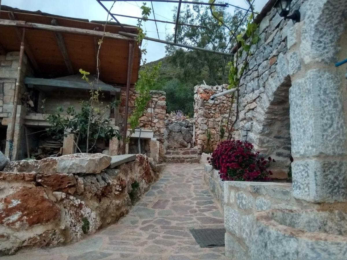Find Your Peace In A Traditional Country House!! Lagia Екстер'єр фото